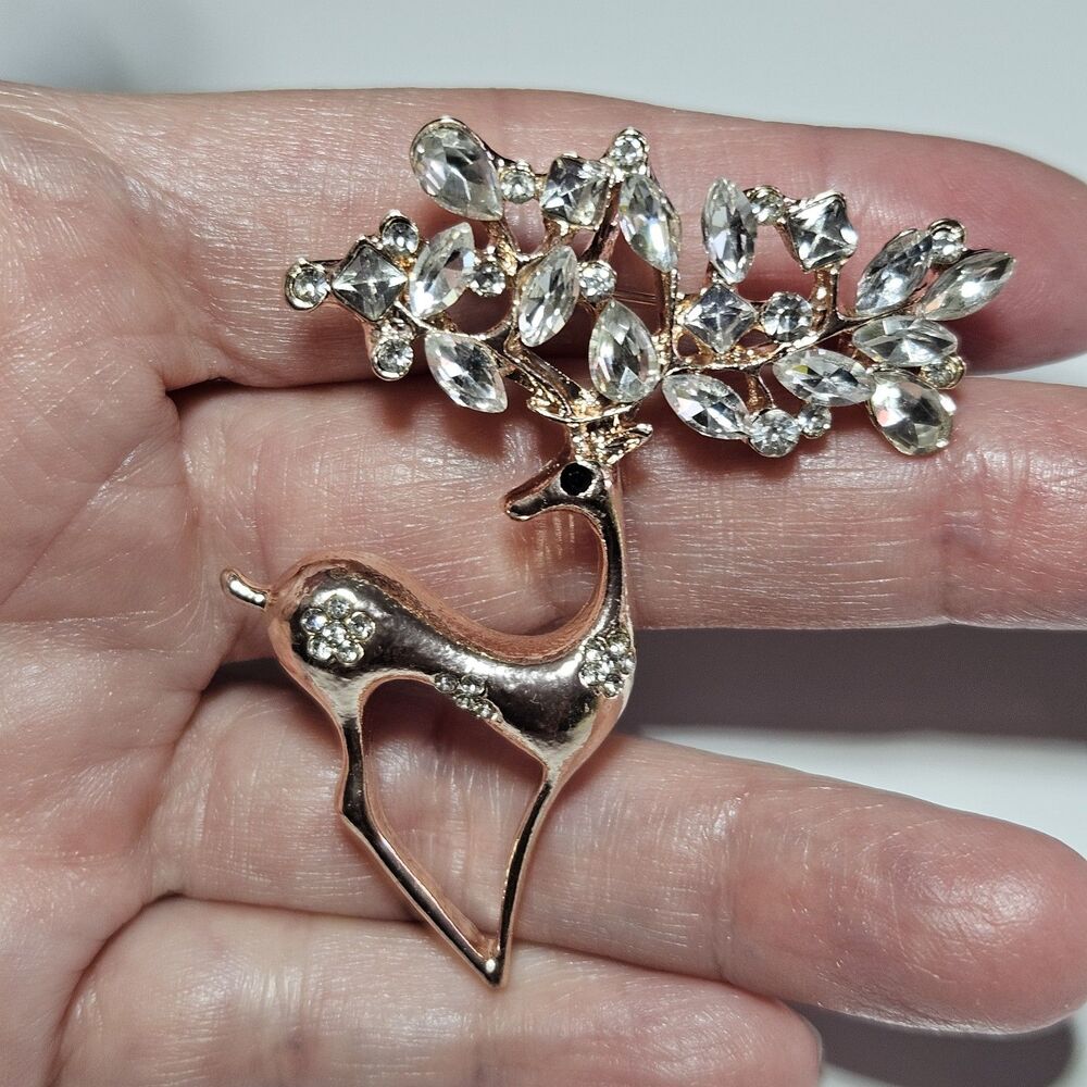 Adorable Clear Rhinestone Reindeer Deer Brooch Pin Women Rose Gold Tone